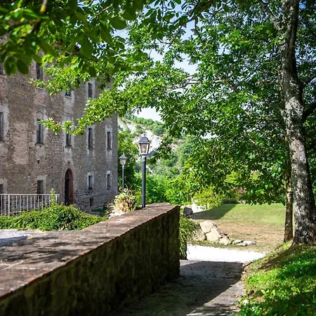 Valguerriera 6- Rosa Cremisi Daire *